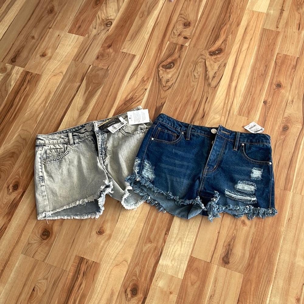 NWT SIZE 0 Jean shorts